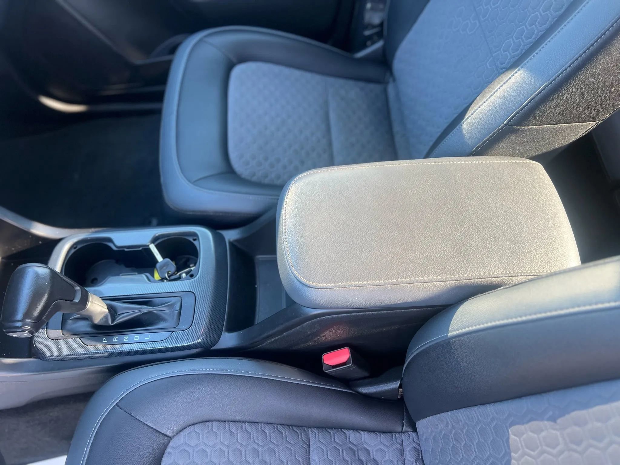 Used 2017 Chevrolet Colorado Z71 w/ Z71 Midnight Edition image 11