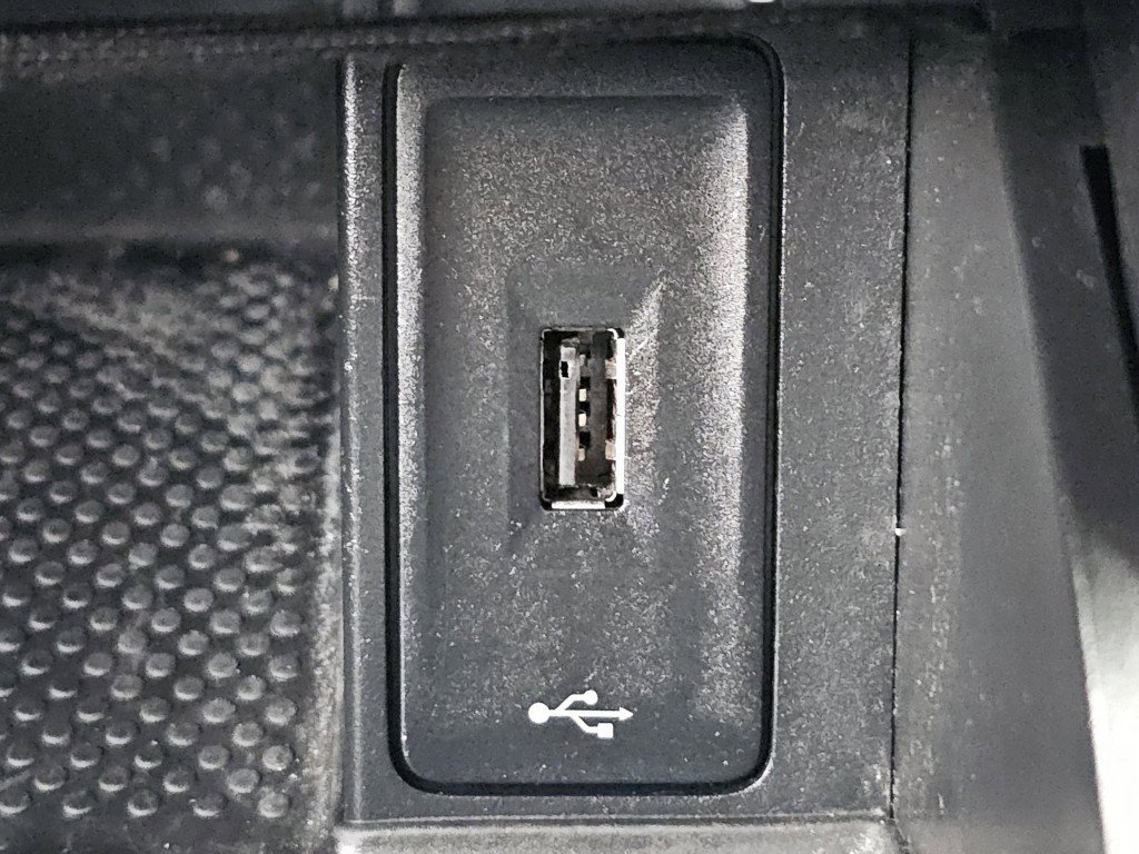 Used 2019 Volkswagen Golf S image 13