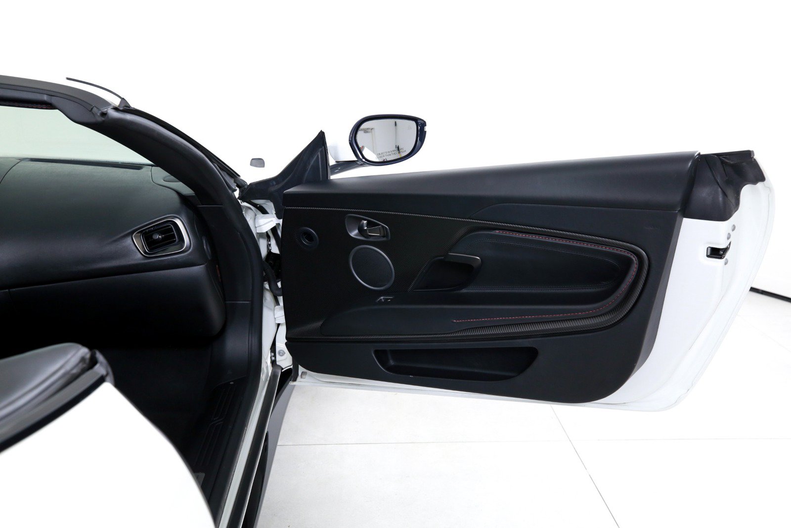Used 2020 Aston Martin DB11 Volante RWD image 20
