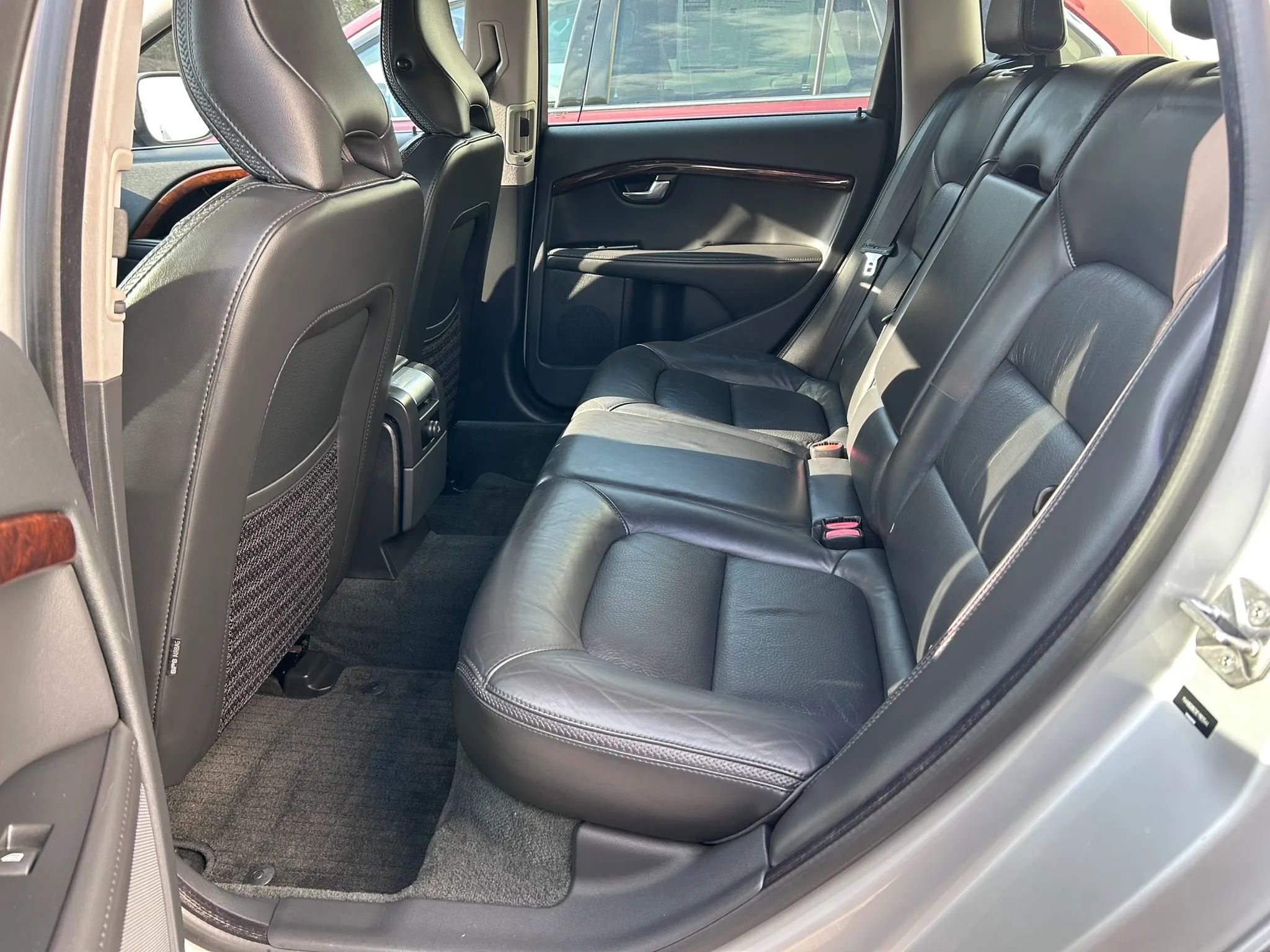 Used 2014 Volvo XC70 T6 image 34