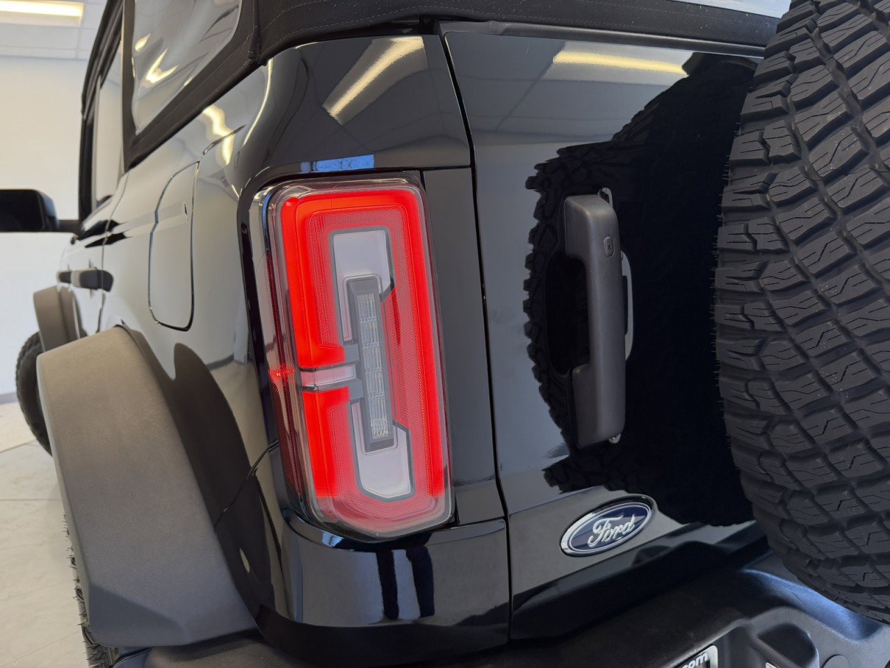 Used 2022 Ford Bronco Wildtrak image 44