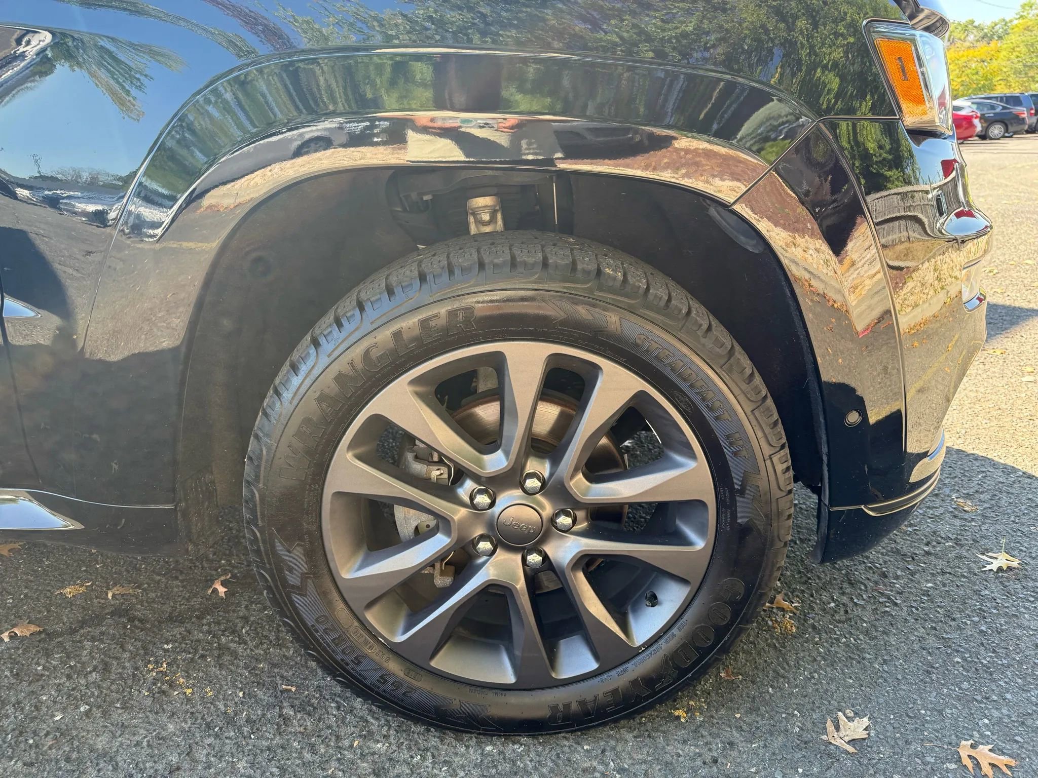 Used 2019 Jeep Grand Cherokee High Altitude AWD/4WD image 39