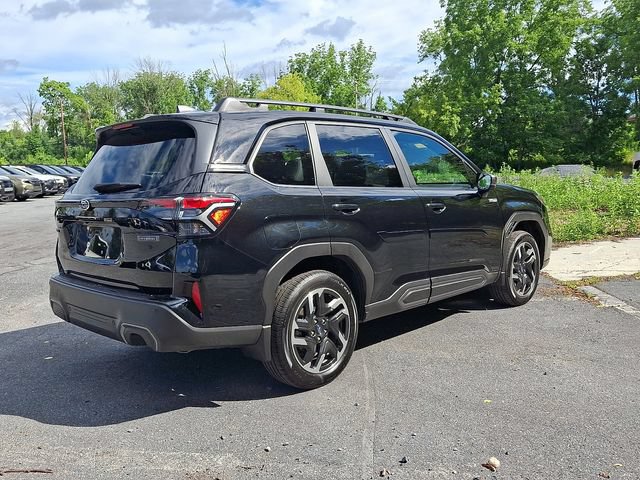 Used 2025 Subaru Forester Limited AWD/4WD image 8