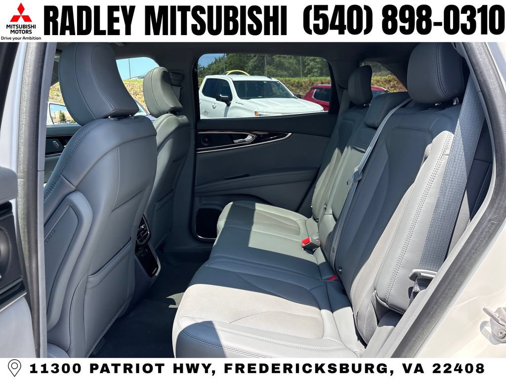 Used 2021 Lincoln Nautilus Reserve w/ Equipment Group 201A FWD image 12