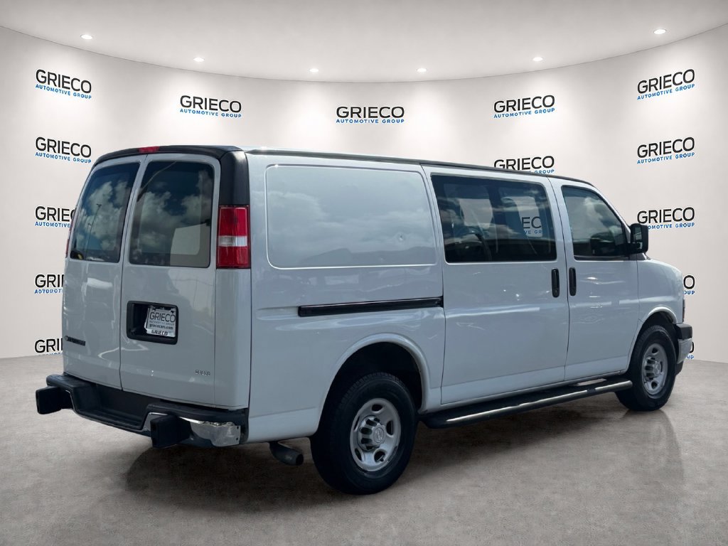 Used 2019 Chevrolet Express 2500 w/ Driver Convenience Package RWD image 7