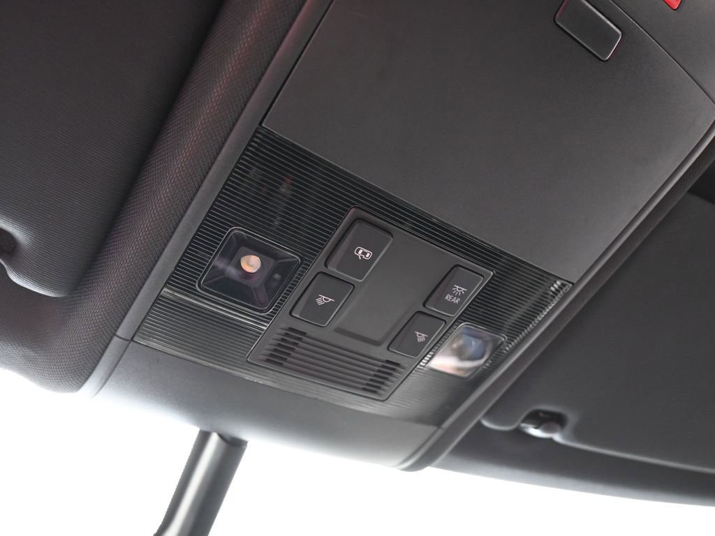 Used 2022 Volkswagen Atlas Cross Sport SE w/ Black Wheel Package image 22