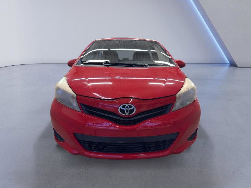 Used 2014 Toyota Yaris L FWD image 2