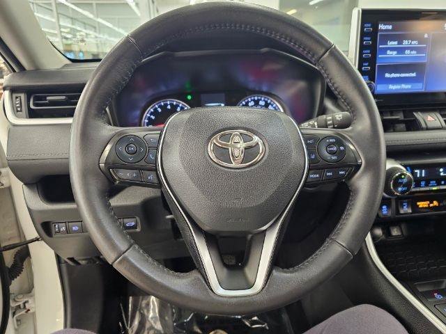 Used 2022 Toyota RAV4 XLE w/ Convenience Package FWD image 10