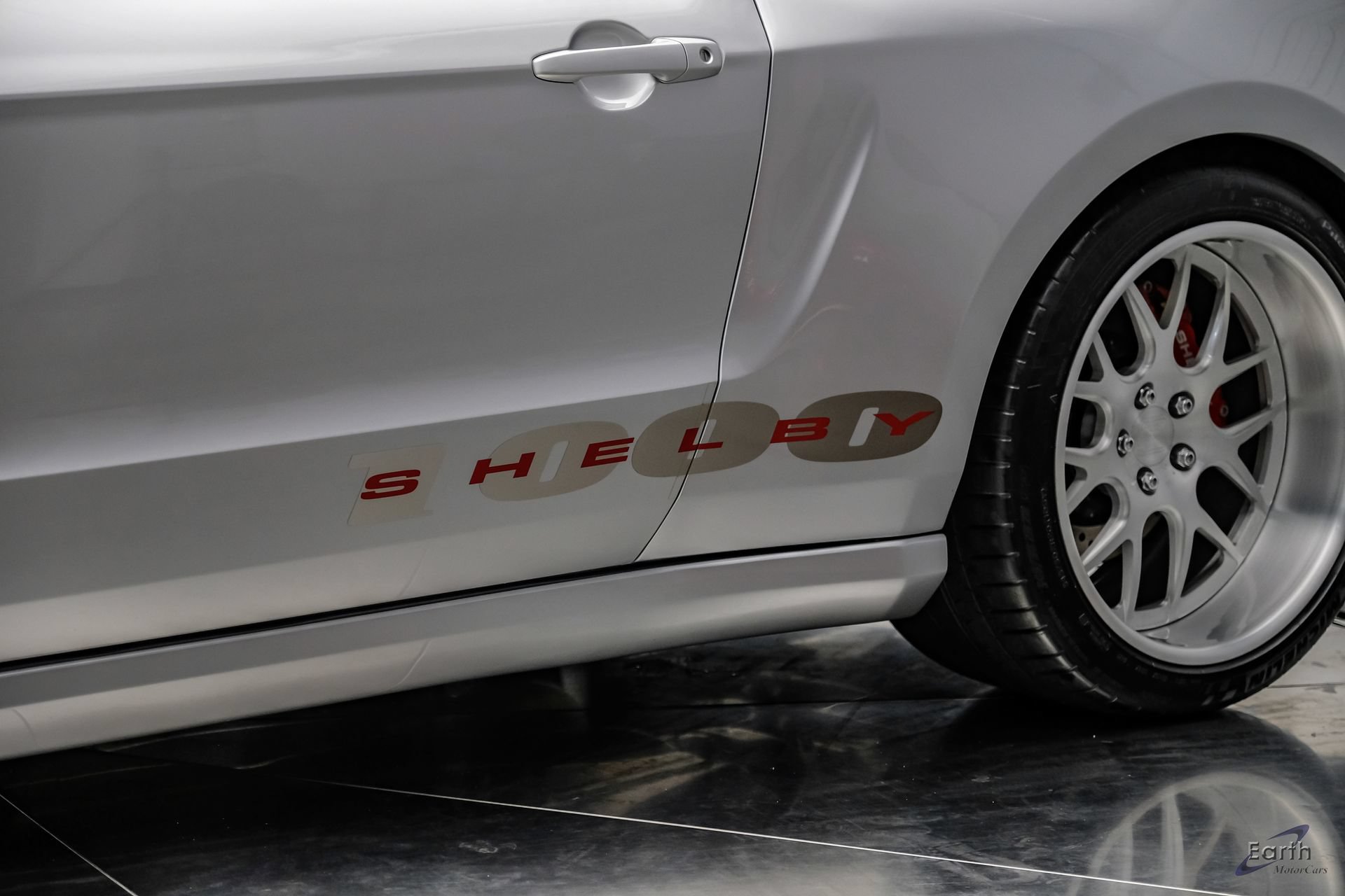 Used 2012 Ford Mustang Shelby GT500 w/ SVT Performance Pkg RWD image 40