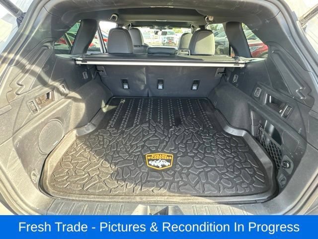 Used 2025 Subaru Outback Wilderness AWD/4WD image 20