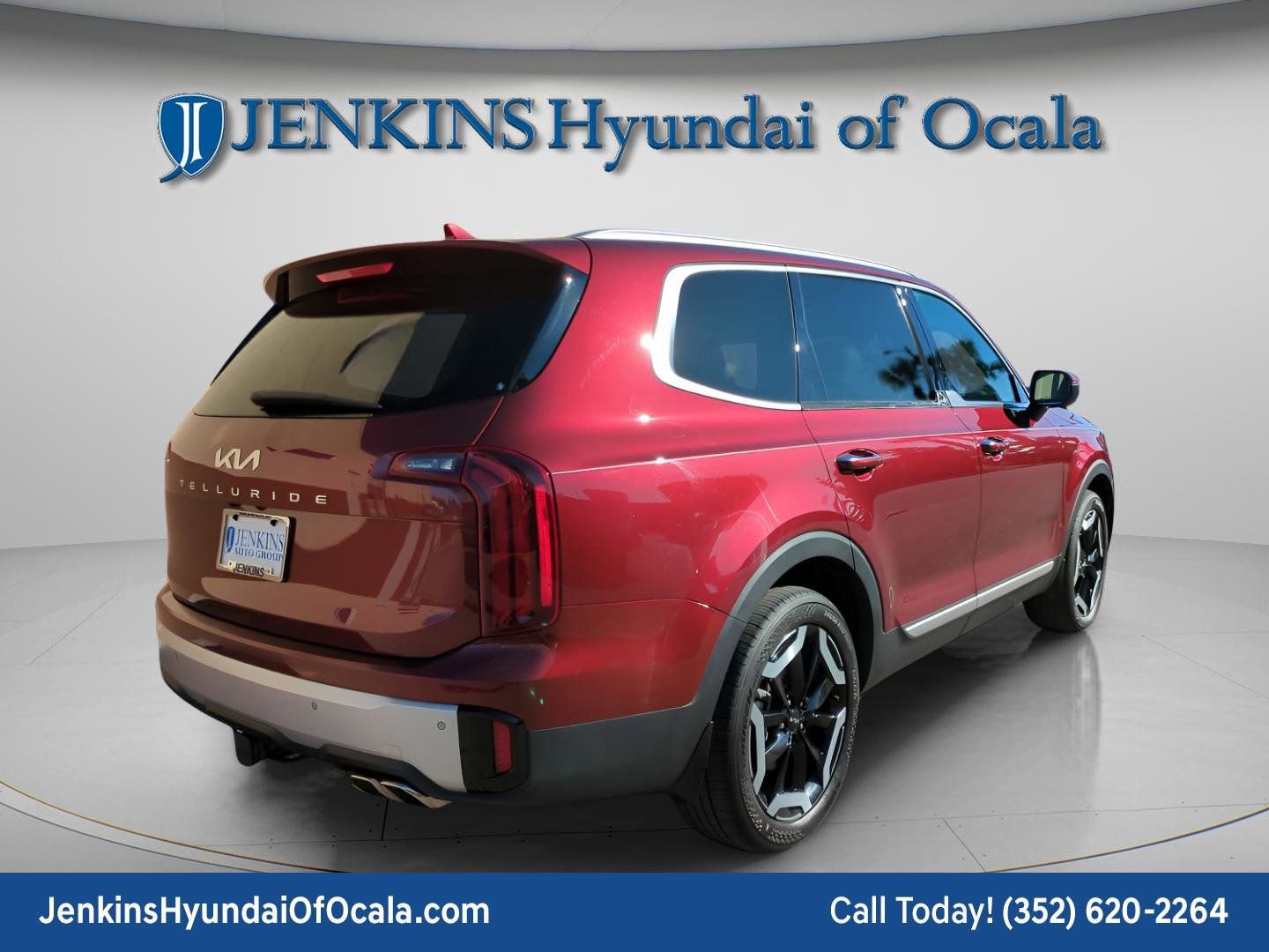 Used 2024 Kia Telluride S w/ S Sunroof Package image 3