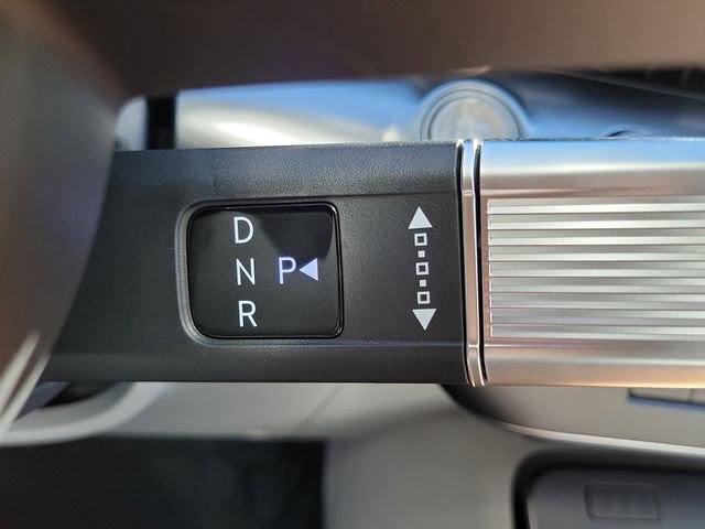 New 2026 Hyundai Kona SEL Premium image 8