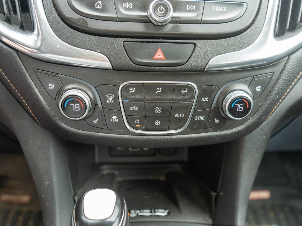 Used 2019 Chevrolet Equinox Premier w/ Premier True North Edition AWD/4WD image 23
