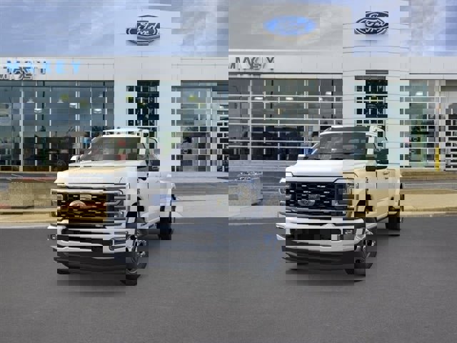 New 2026 Ford F350 4x4 Crew Cab DRW Super Duty image 46
