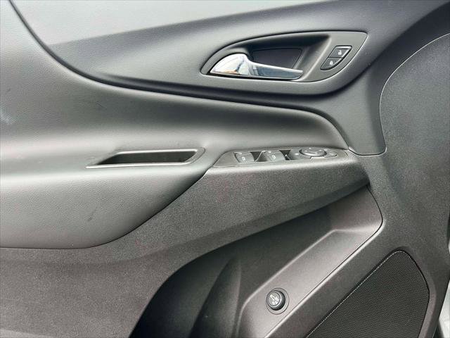 Used 2024 Chevrolet Equinox LT image 16