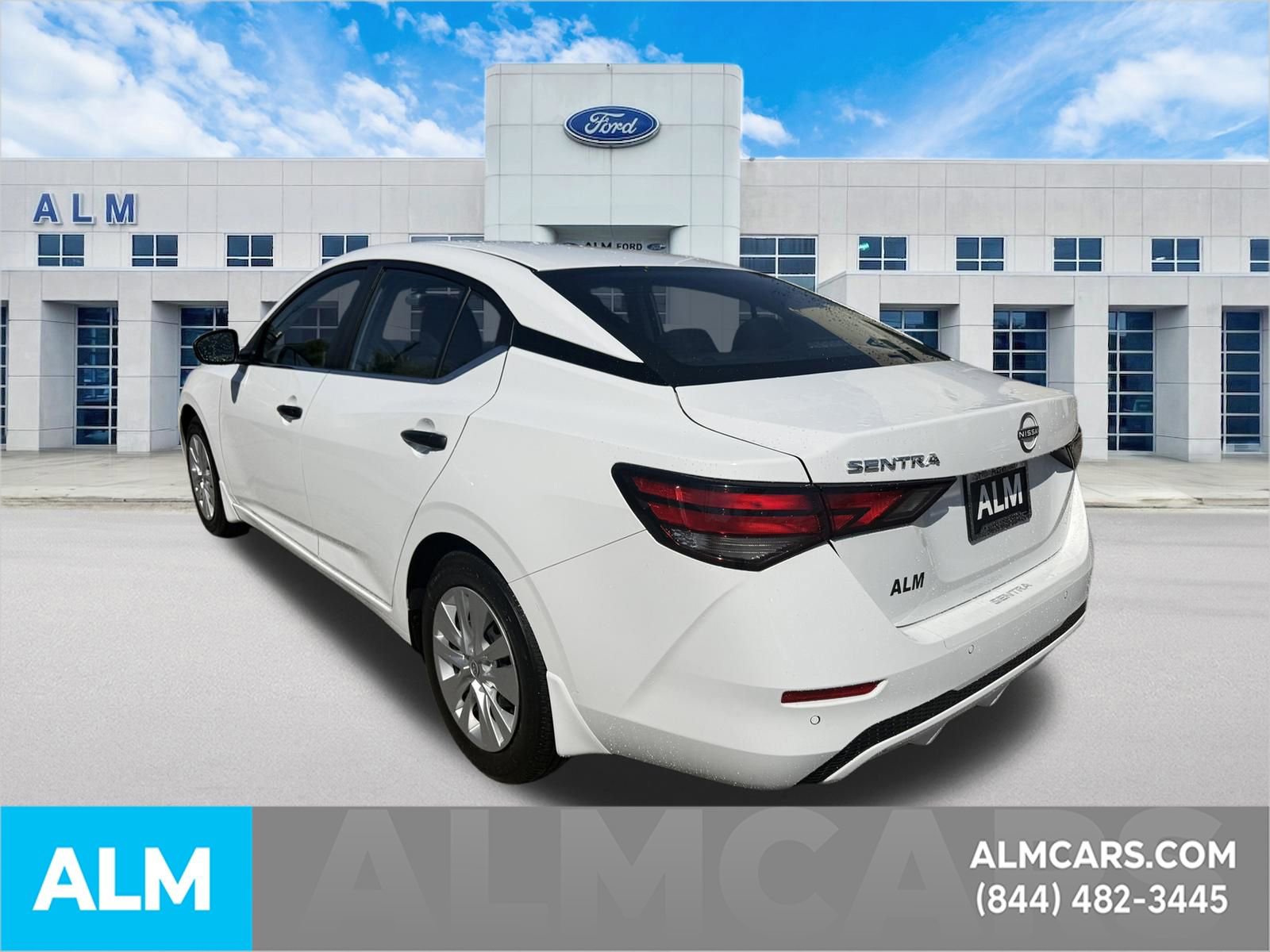 Used 2025 Nissan Sentra S image 9