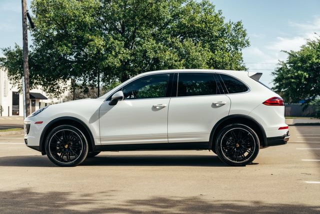 Used 2016 Porsche Cayenne S AWD/4WD image 36