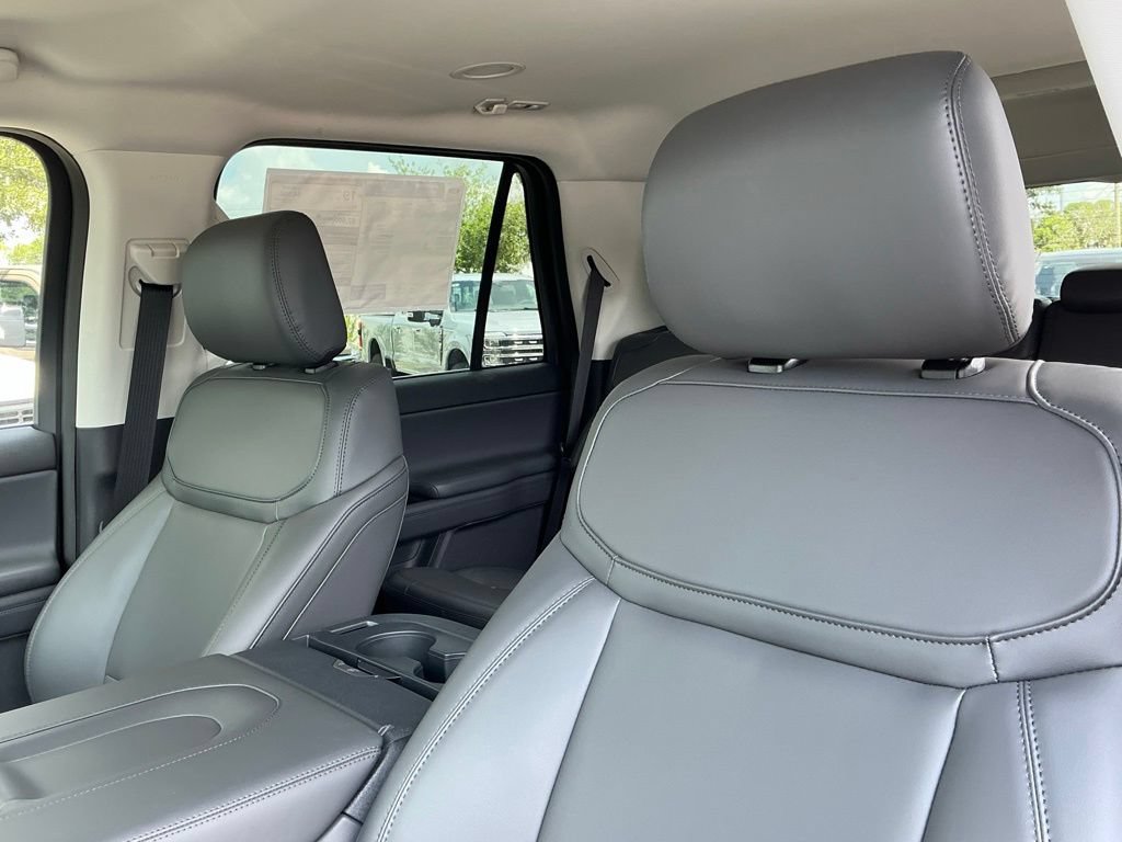 New 2026 Ford Expedition Active RWD image 29