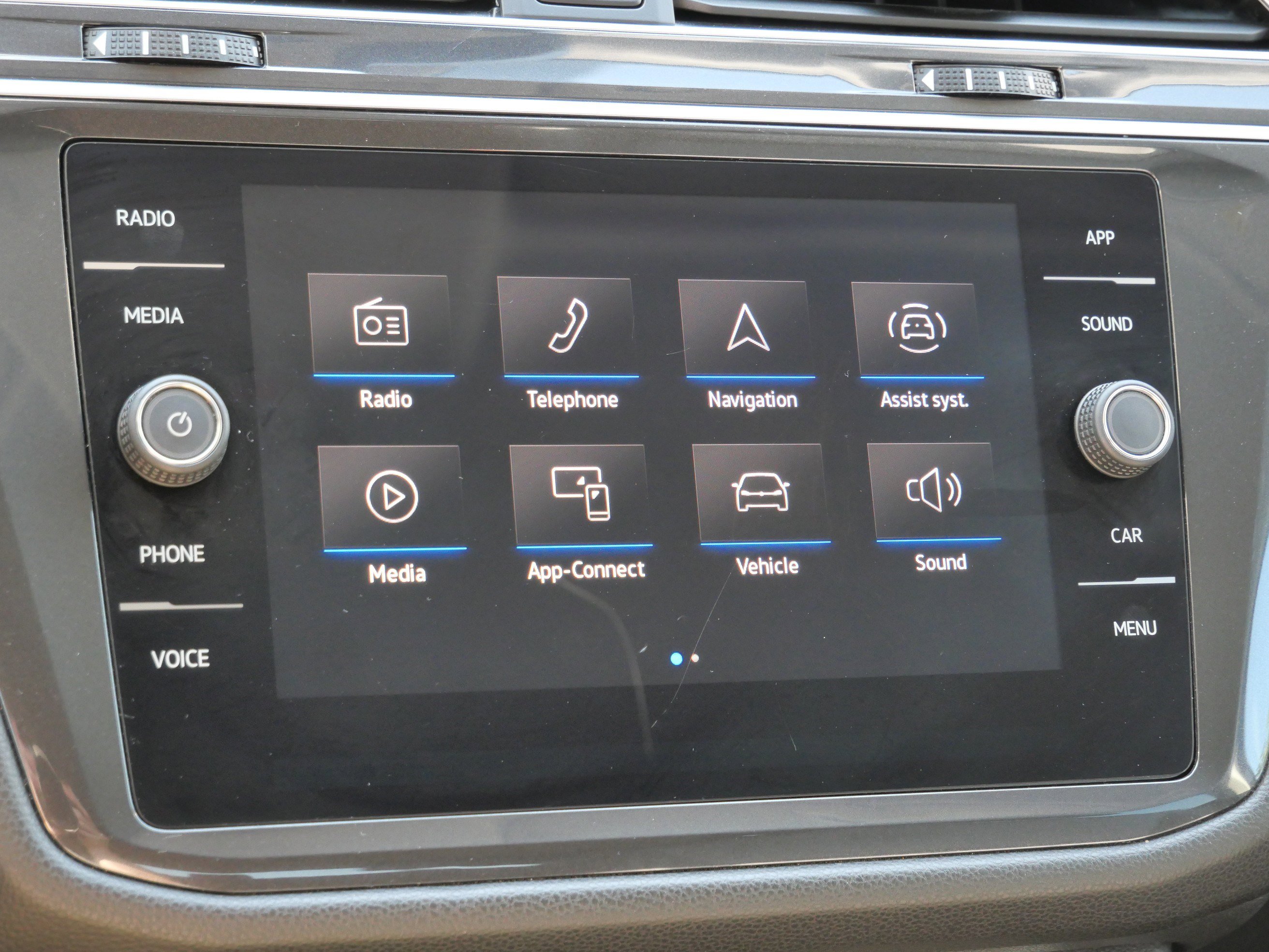 Certified 2024 Volkswagen Tiguan SE image 23