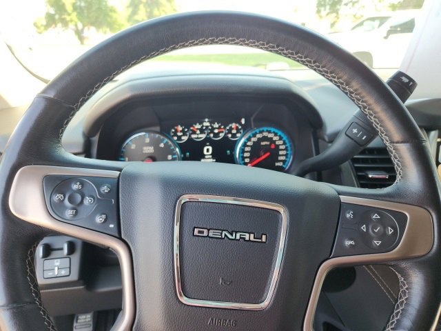 Used 2019 GMC Yukon Denali image 30