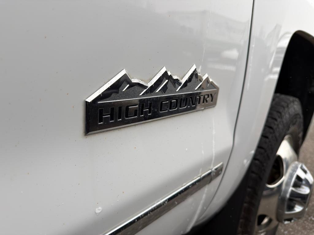 Used 2015 Chevrolet Silverado 3500 High Country w/ Duramax Plus Package image 38