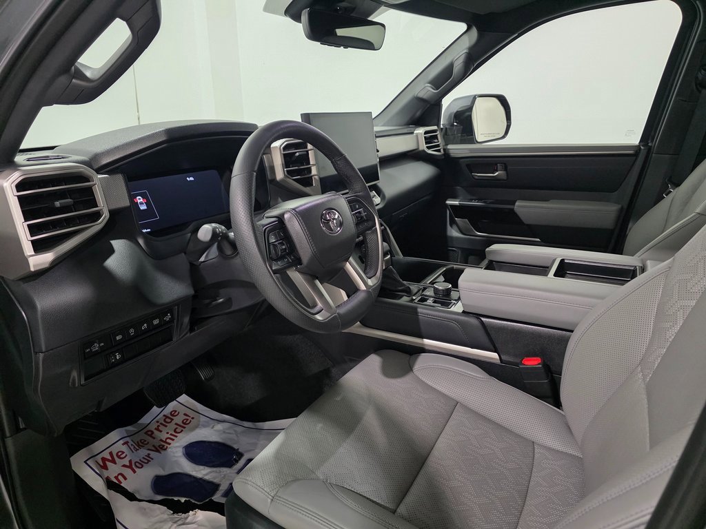 Used 2025 Toyota Tundra Limited image 16