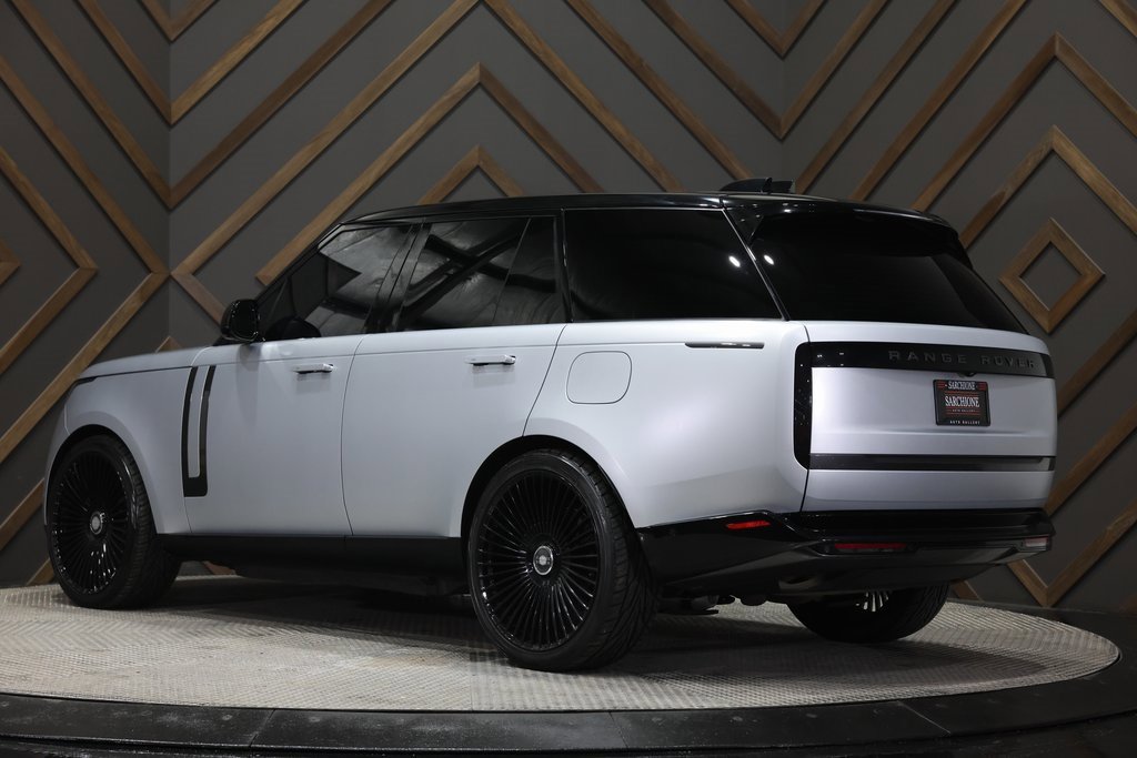 Used 2025 Land Rover Range Rover SE image 10