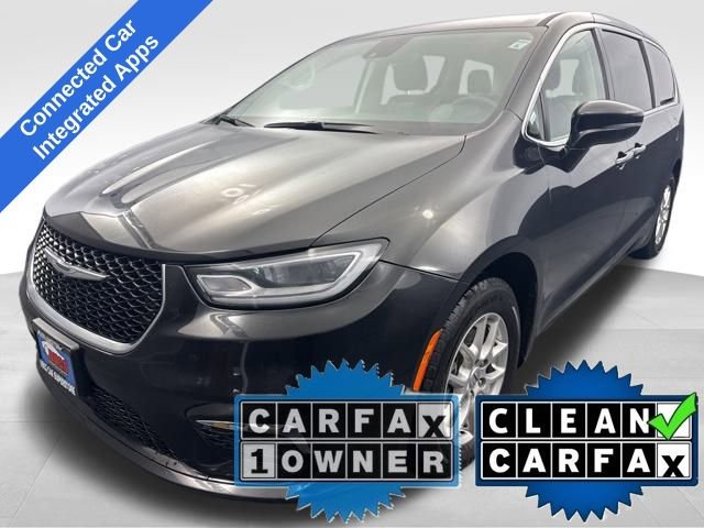 Used 2024 Chrysler Pacifica Touring-L image 1