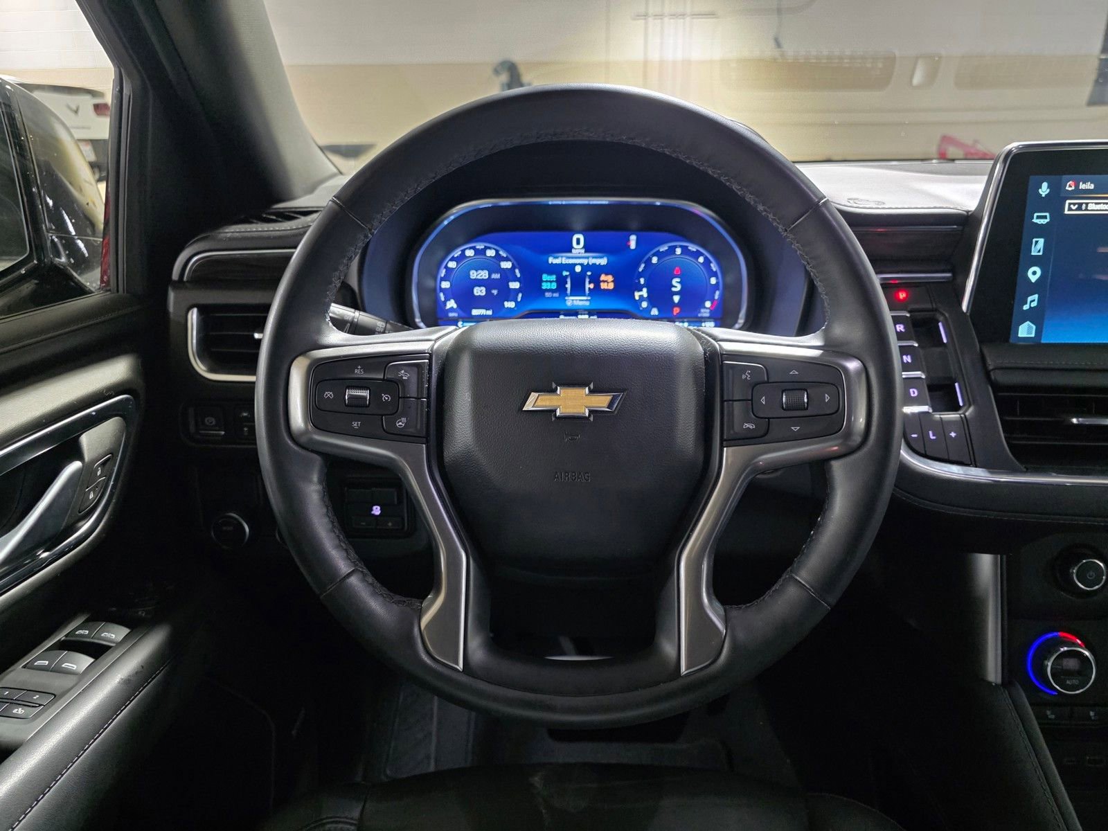 Used 2024 Chevrolet Suburban LT w/ LT Signature Package image 21