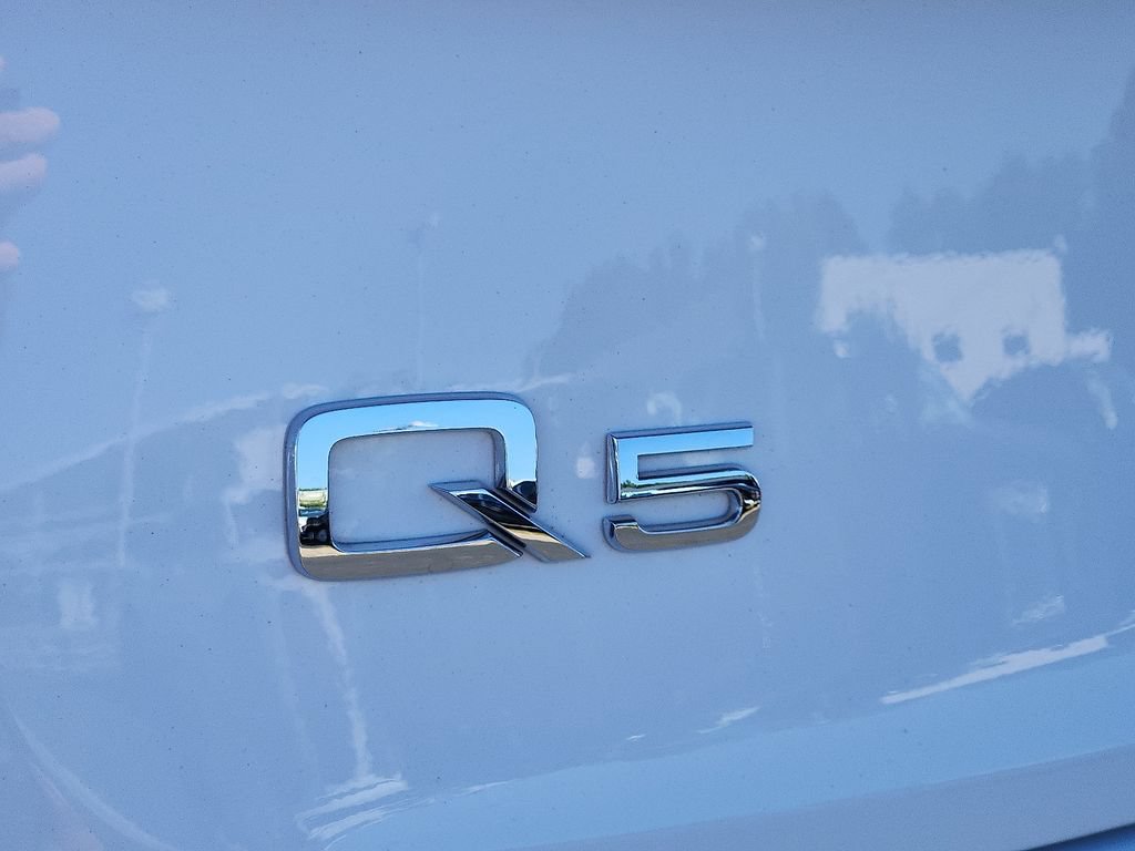 Used 2024 Audi Q5 Premium AWD/4WD image 29