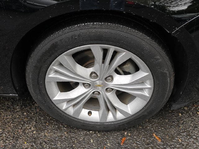 Used 2015 Chevrolet Impala LT w/ Convenience Package FWD image 10