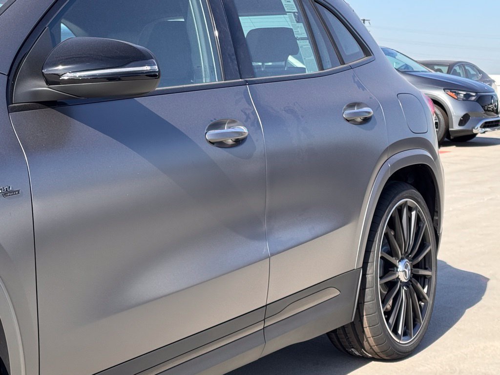 Used 2025 Mercedes-Benz GLA 35 AMG 4MATIC image 9