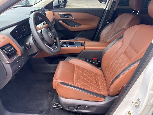 Used 2024 Nissan Rogue Platinum w/ Platinum Premium Package FWD image 17