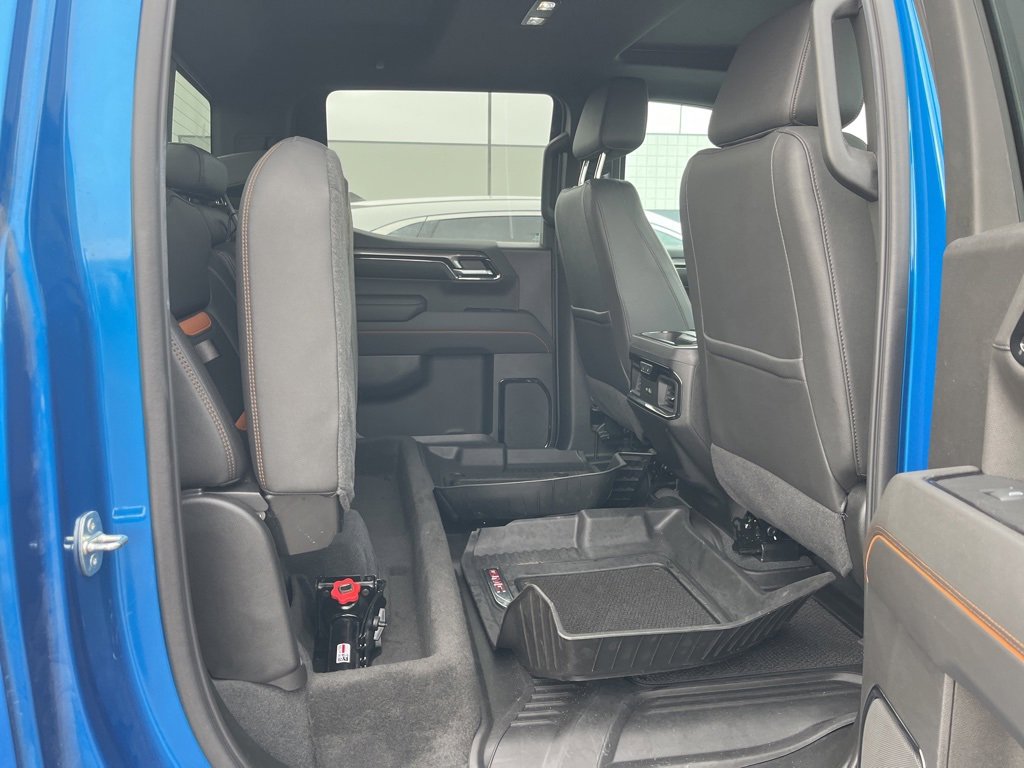 Used 2022 GMC Sierra 1500 AT4 w/ AT4 Premium Package image 6