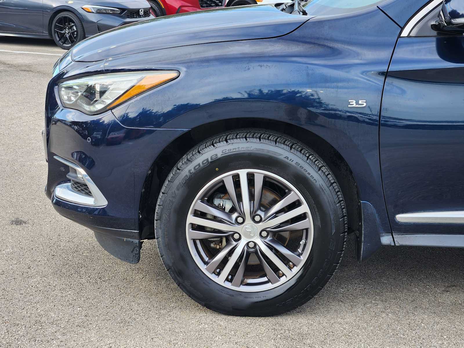 Used 2017 INFINITI QX60 FWD w/ Premium Plus Package image 8