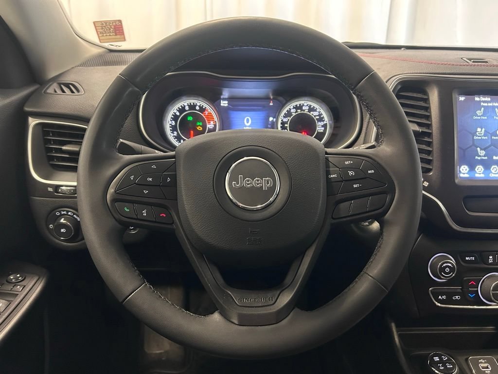 Used 2022 Jeep Cherokee Trailhawk w/ Premium Leather Package AWD/4WD image 9