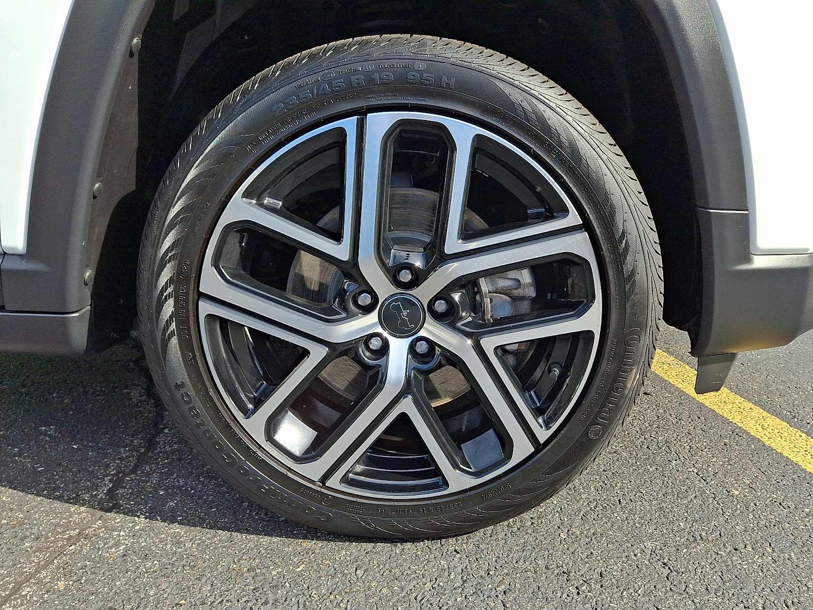 Certified 2025 Jeep Compass Limited AWD/4WD image 8