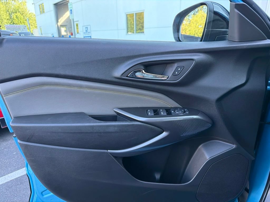 Used 2025 Chevrolet Trax ACTIV w/ Driver Confidence Package FWD image 18