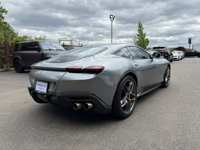 Used 2021 Ferrari Roma RWD image 6