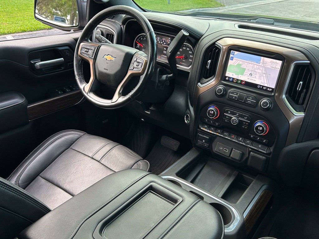 Used 2021 Chevrolet Silverado 1500 High Country AWD/4WD image 9