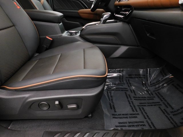 Used 2024 GMC Canyon AT4 w/ AT4 Premium Package image 29