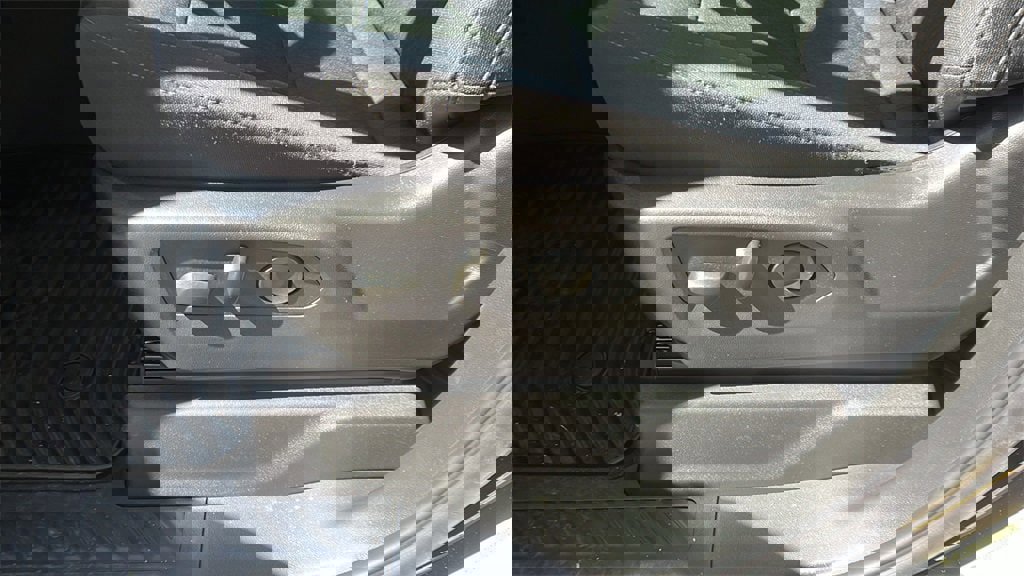 New 2025 Chevrolet Silverado 2500 Custom w/ Custom Value Package image 14