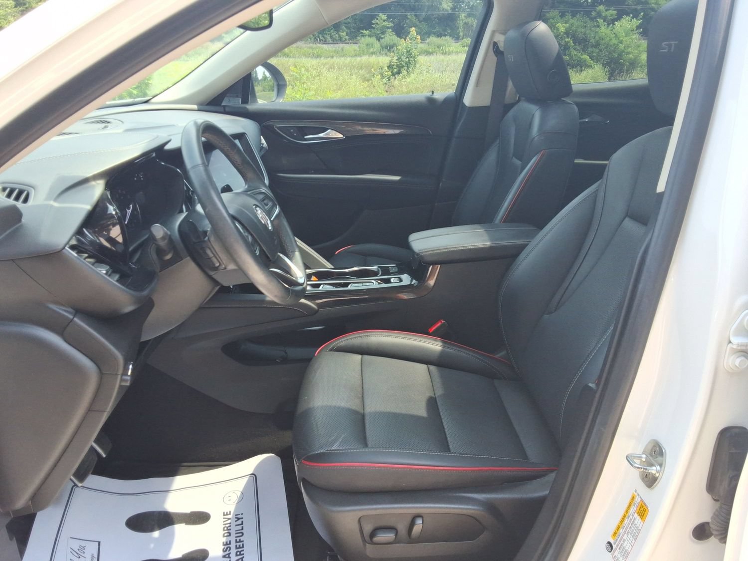 Used 2023 Buick Envision Essence w/ Sport Touring Package FWD image 29