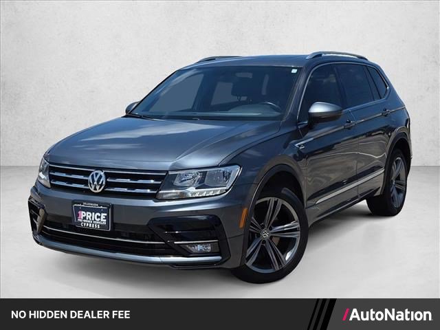 Used 2018 Volkswagen Tiguan SEL w/ R-Line Package FWD image 1