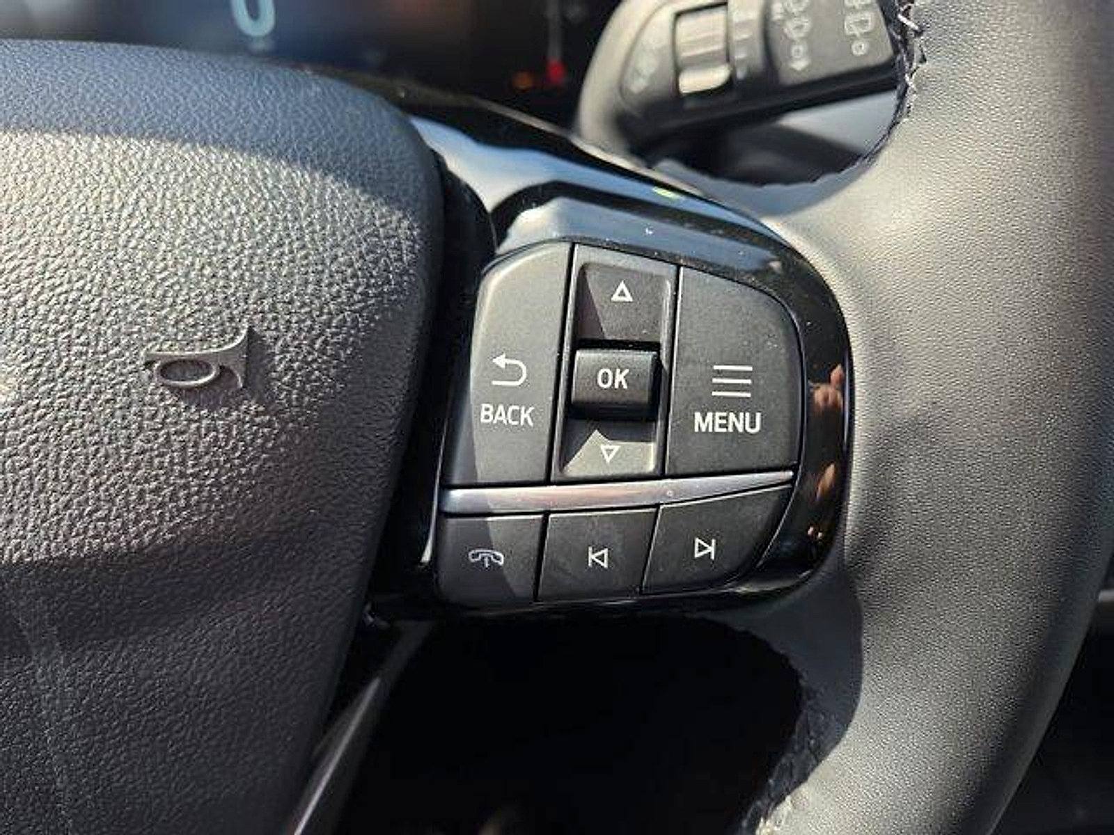 Certified 2023 Ford Escape Active AWD/4WD image 15
