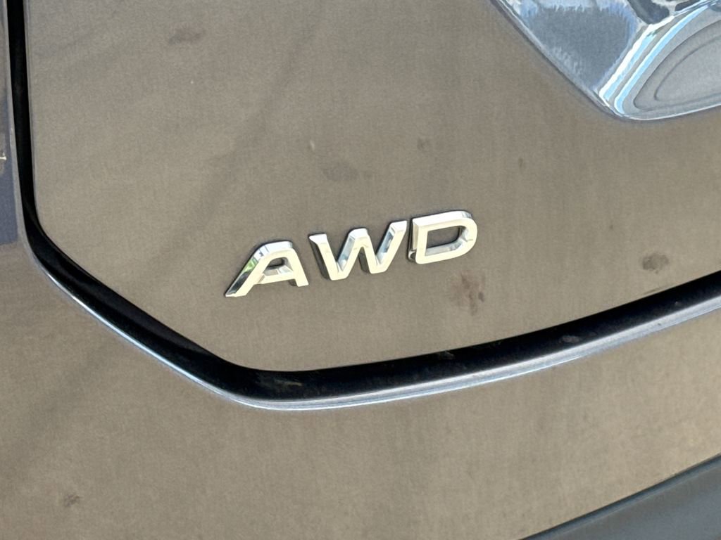 Used 2025 Honda Pilot Elite image 10