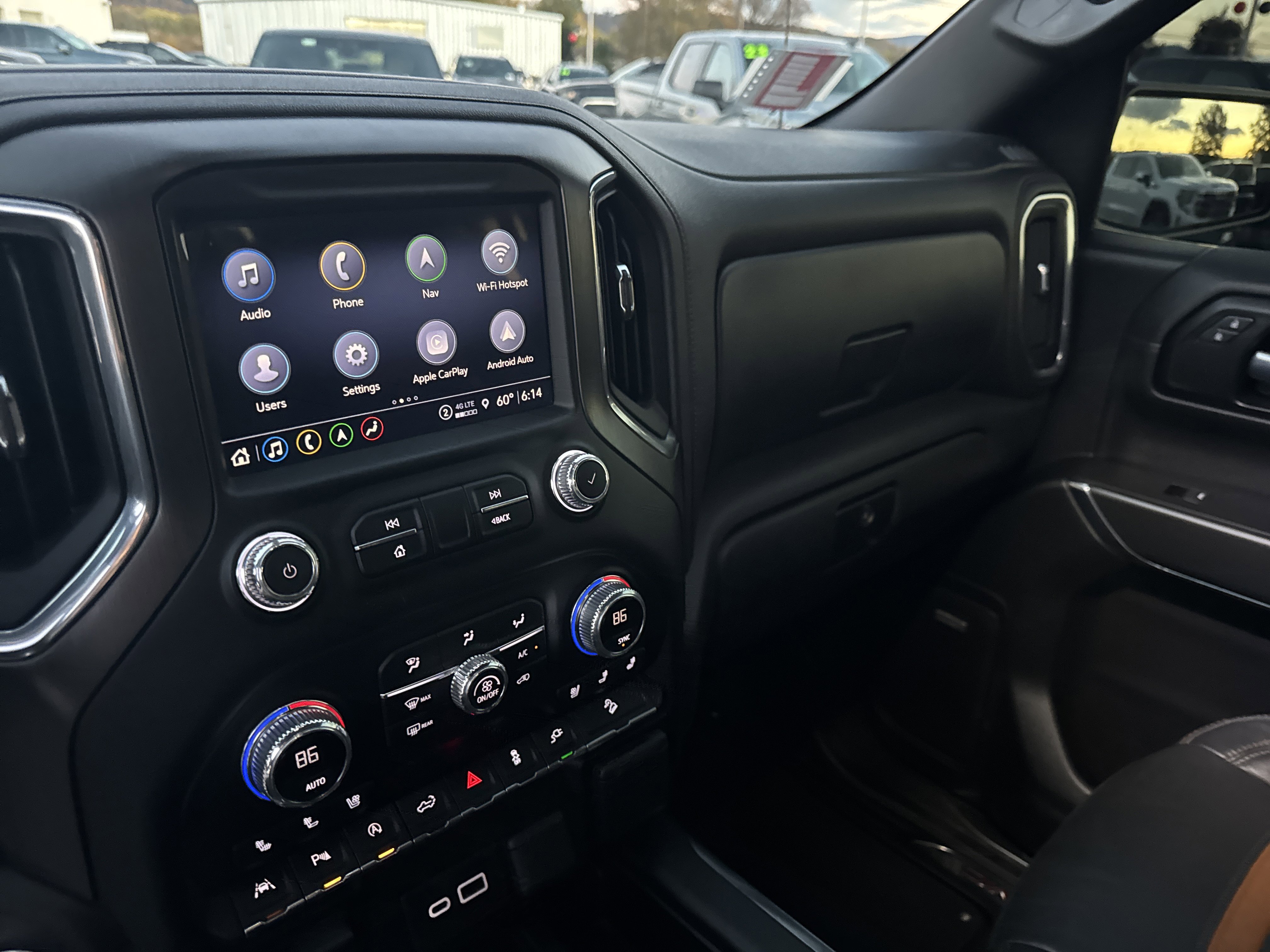 Used 2021 GMC Sierra 1500 AT4 w/ Technology Package image 23