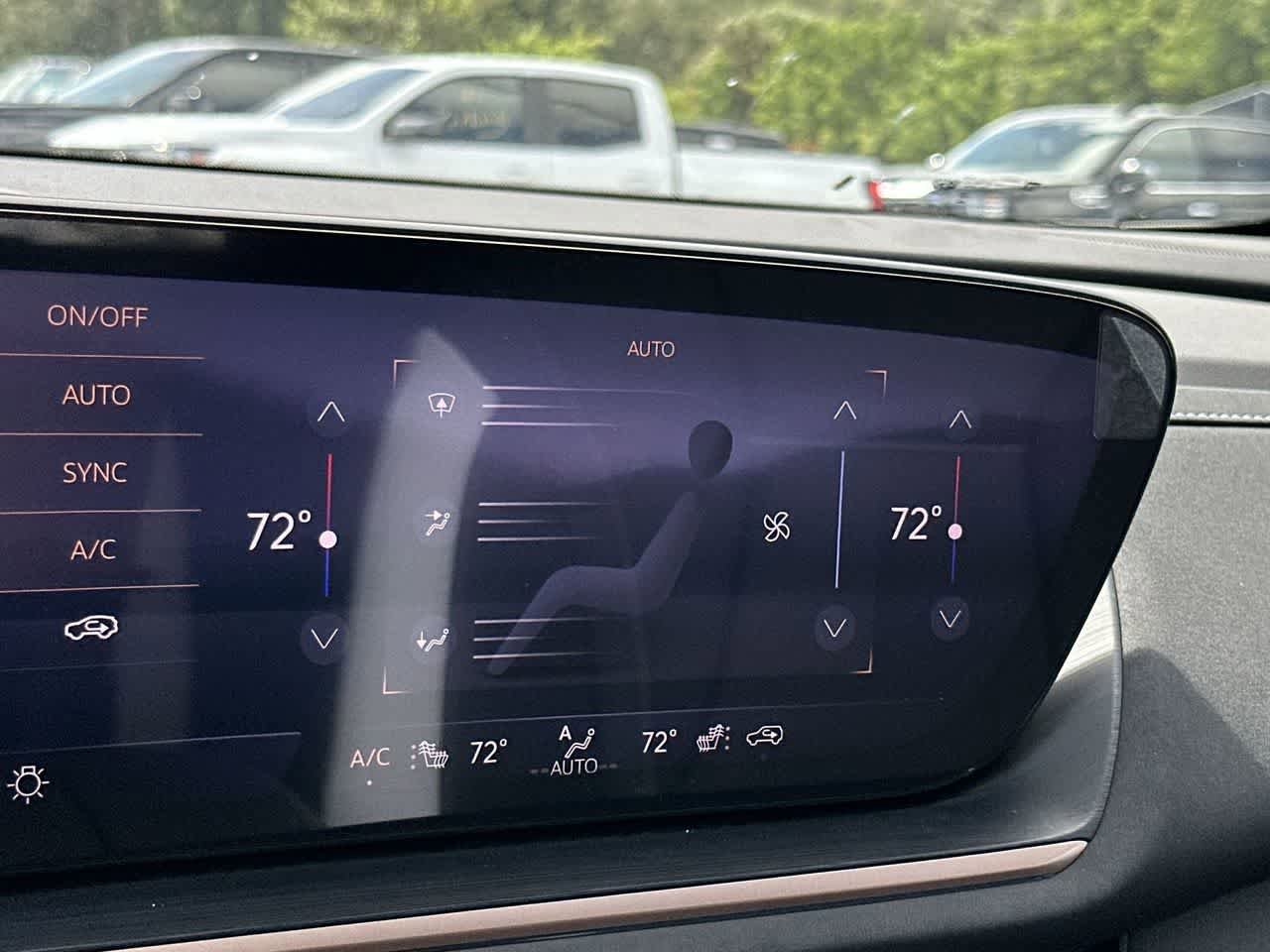 New 2025 Buick Envision Sport Touring AWD/4WD image 13