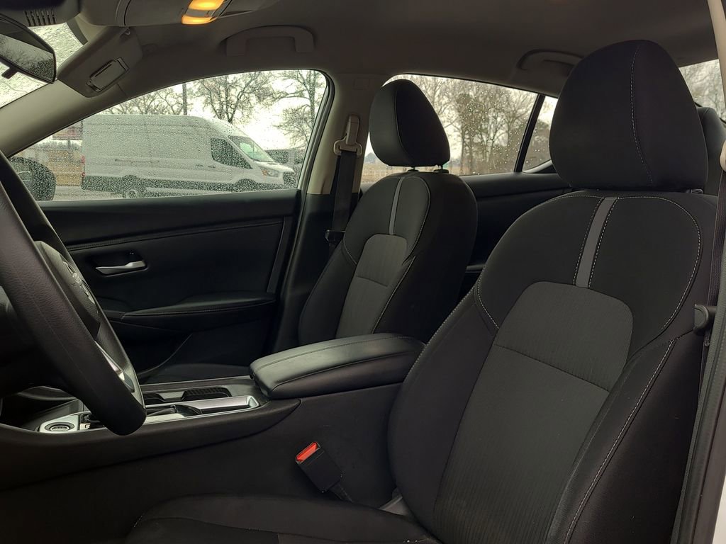 Used 2024 Nissan Sentra SV image 11