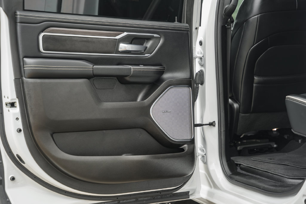 Used 2025 RAM 1500 Laramie w/ Night Edition AWD/4WD image 45